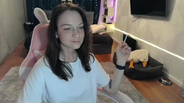 Gallery image thumbnail from Qi_ra's myfreecams stream on, 03/05/2026, 17:04 image 12 of 20