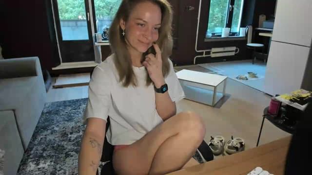 Gallery image thumbnail from Qi_ra's myfreecams stream on, 06/01/2026, 03:00 image 4 of 20