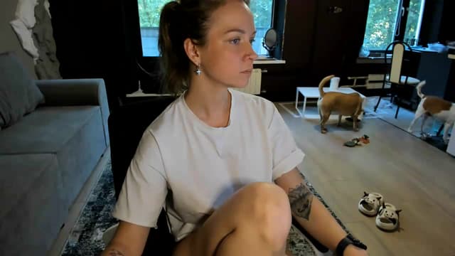 Gallery image thumbnail from Qi_ra's myfreecams stream on, 06/10/2026, 05:18 image 6 of 20