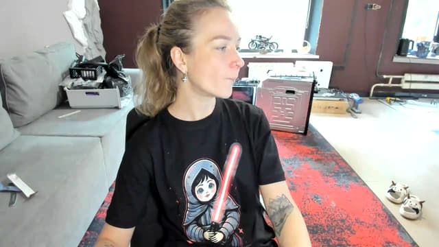 Gallery image thumbnail from Qi_ra's myfreecams stream on, 07/05/2026, 07:34 image 6 of 20