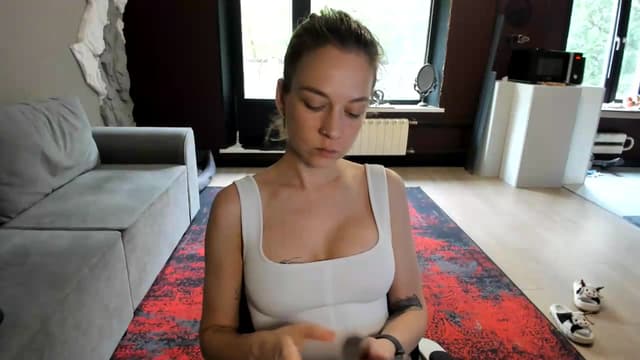 Gallery image thumbnail from Qi_ra's myfreecams stream on, 07/12/2026, 08:10 image 17 of 20