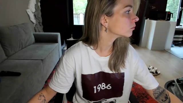 Gallery image thumbnail from Qi_ra's myfreecams stream on, 07/14/2026, 05:03 image 18 of 20