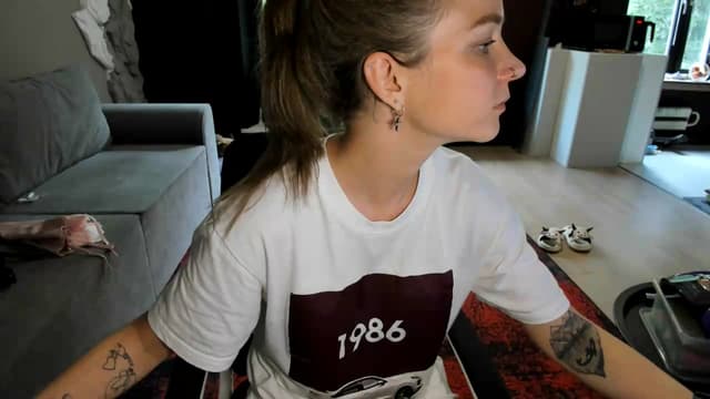 Gallery image thumbnail from Qi_ra's myfreecams stream on, 07/14/2026, 07:26 image 18 of 20
