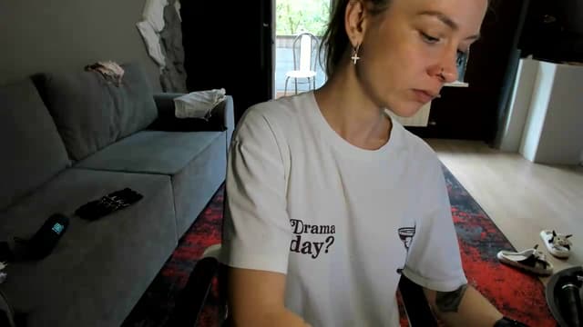 Gallery image thumbnail from Qi_ra's myfreecams stream on, 07/15/2026, 07:36 image 17 of 20