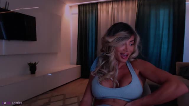 Gallery image thumbnail from Qu33n's myfreecams stream on, 05/15/2026, 09:38 image 7 of 20