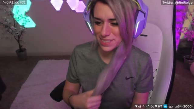 Gallery image thumbnail from Reige's myfreecams stream on, 03/31/2023, 12:19 image 14 of 20