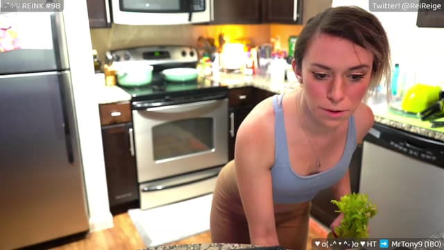 Gallery image thumbnail from Reige's myfreecams stream on, 09/25/2023, 07:47 image 10 of 20