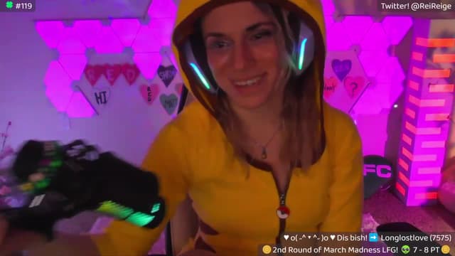 Gallery image thumbnail from Reige's myfreecams stream on, 03/16/2024, 09:16 image 20 of 20