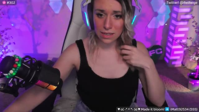 Gallery image thumbnail from Reige's myfreecams stream on, 05/03/2024, 09:03 image 4 of 20