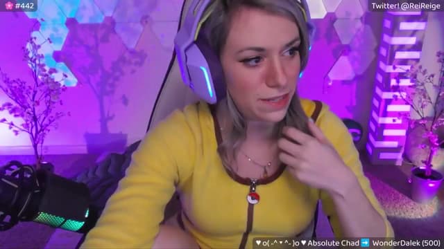 Gallery image thumbnail from Reige's myfreecams stream on, 05/10/2024, 06:38 image 6 of 20
