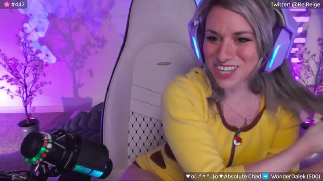 Gallery image thumbnail from Reige's myfreecams stream on, 05/10/2024, 06:38 image 9 of 20