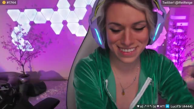 Gallery image thumbnail from Reige's myfreecams stream on, 06/13/2024, 07:20 image 1 of 20