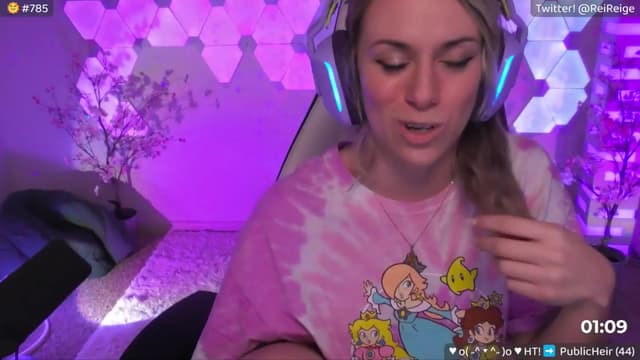Gallery image thumbnail from Reige's myfreecams stream on, 06/17/2024, 07:26 image 14 of 20