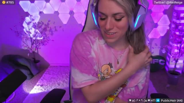 Gallery image thumbnail from Reige's myfreecams stream on, 06/17/2024, 07:26 image 11 of 20