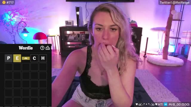 Gallery image thumbnail from Reige's myfreecams stream on, 06/26/2024, 09:13 image 15 of 20