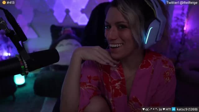 Gallery image thumbnail from Reige's myfreecams stream on, 08/03/2024, 12:30 image 8 of 20