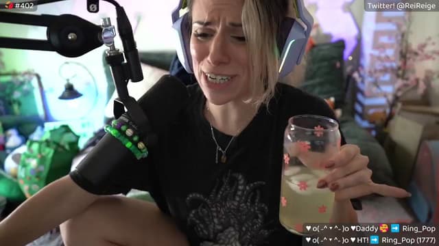 Gallery image thumbnail from Reige's myfreecams stream on, 09/22/2024, 18:27 image 16 of 20