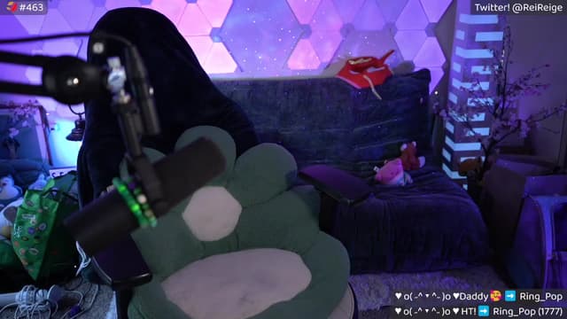 Gallery image thumbnail from Reige's myfreecams stream on, 09/22/2024, 18:27 image 6 of 20