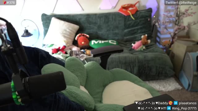 Gallery image thumbnail from Reige's myfreecams stream on, 09/22/2024, 20:51 image 15 of 20