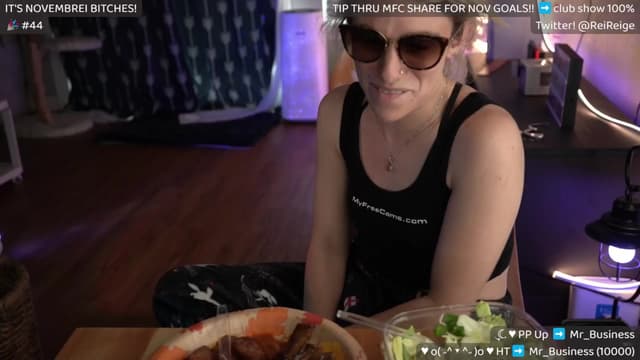 Gallery image thumbnail from Reige's myfreecams stream on, 11/17/2024, 16:19 image 20 of 20
