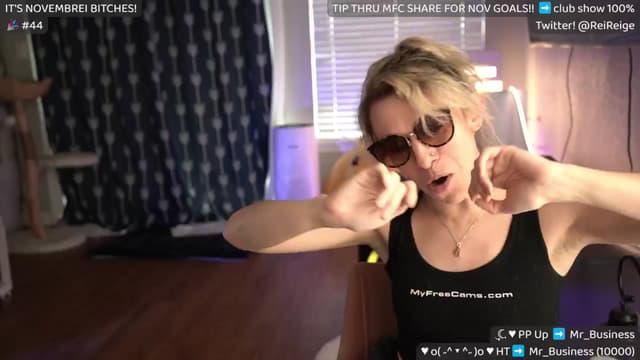 Gallery image thumbnail from Reige's myfreecams stream on, 11/17/2024, 16:19 image 14 of 20