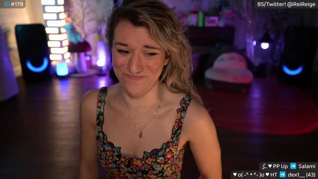 Gallery image thumbnail from Reige's myfreecams stream on, 01/08/2025, 13:36 image 4 of 20