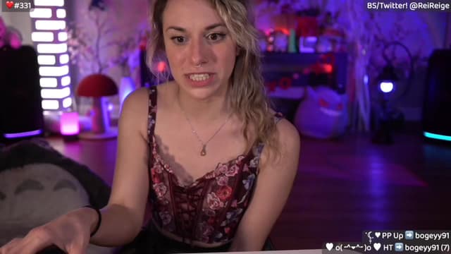 Gallery image thumbnail from Reige's myfreecams stream on, 02/04/2025, 11:25 image 1 of 20