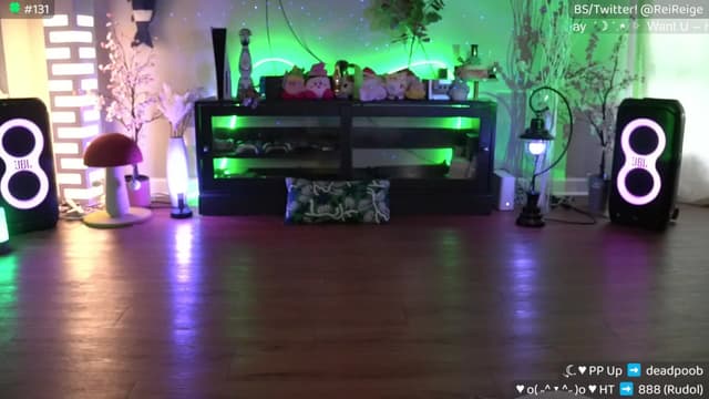 Gallery image thumbnail from Reige's myfreecams stream on, 03/29/2025, 14:28 image 12 of 20