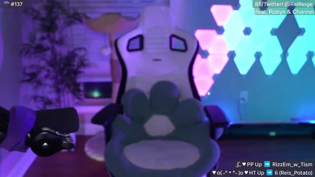 Gallery image thumbnail from Reige's myfreecams stream on, 04/11/2025, 11:47 image 4 of 20