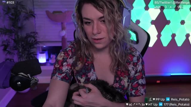 Gallery image thumbnail from Reige's myfreecams stream on, 04/27/2025, 06:30 image 6 of 20