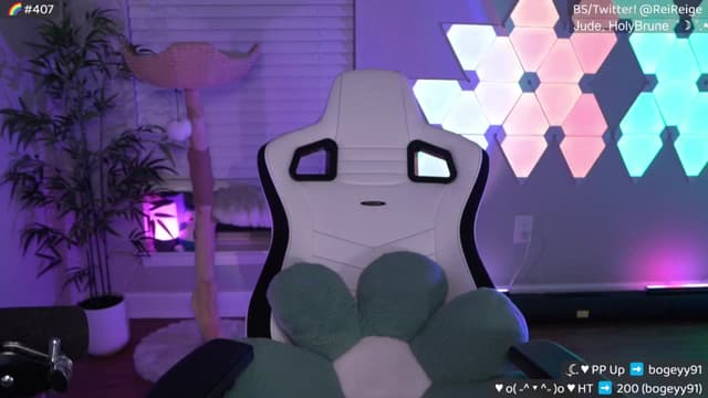 Gallery image thumbnail from Reige's myfreecams stream on, 06/10/2025, 11:15 image 8 of 20