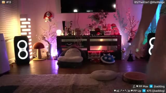 Gallery image thumbnail from Reige's myfreecams stream on, 11/06/2025, 12:46 image 2 of 20
