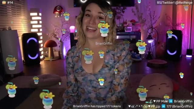 Gallery image thumbnail from Reige's myfreecams stream on, 11/17/2025, 11:00 image 10 of 20