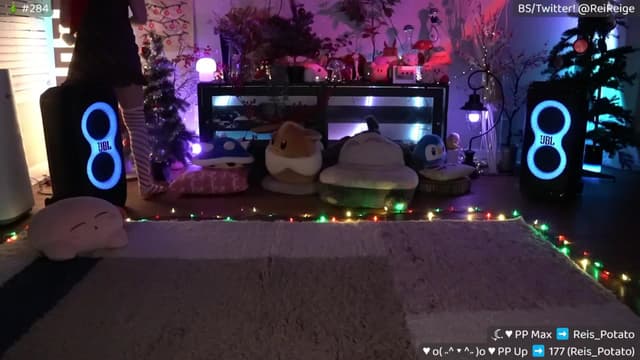 Gallery image thumbnail from Reige's myfreecams stream on, 12/14/2025, 08:18 image 17 of 20