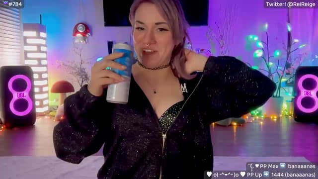 Gallery image thumbnail from Reige's myfreecams stream on, 04/25/2026, 11:07 image 4 of 20