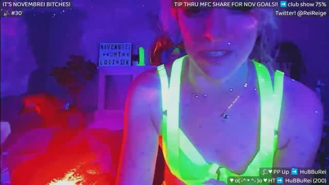 Gallery image thumbnail from Reive's myfreecams stream on, 11/25/2024, 18:37 image 8 of 20