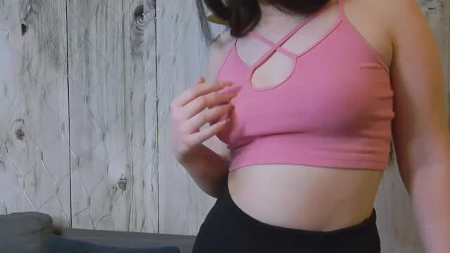 Gallery image thumbnail from Rikki's myfreecams stream on, 12/04/2023, 15:40 image 13 of 20