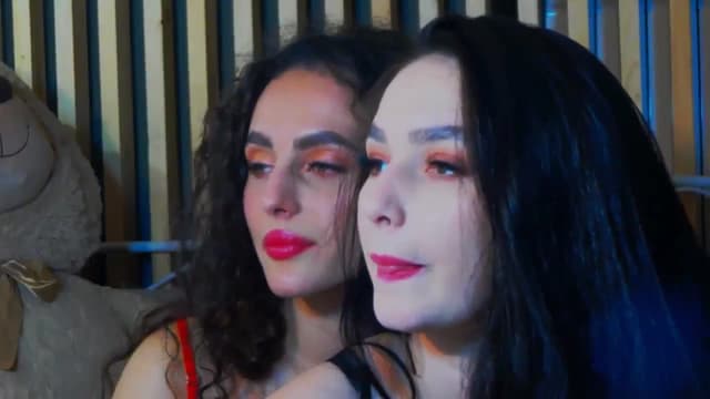 Gallery image thumbnail from Rikki's myfreecams stream on, 12/31/2023, 17:12 image 18 of 20