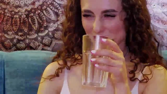 Gallery image thumbnail from Rikki's myfreecams stream on, 02/06/2024, 17:59 image 8 of 20