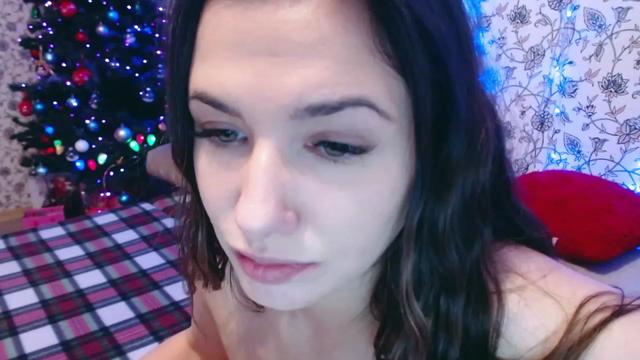 Gallery image thumbnail from RosieRosa's myfreecams stream on, 12/25/2023, 05:01 image 19 of 20