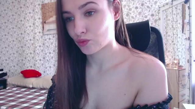 Gallery image thumbnail from RosieRosa's myfreecams stream on, 04/29/2024, 12:56 image 12 of 20