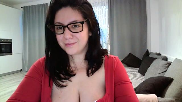 Gallery image thumbnail from SILKYWOMAN's myfreecams stream on, 04/19/2024, 17:44 image 11 of 20
