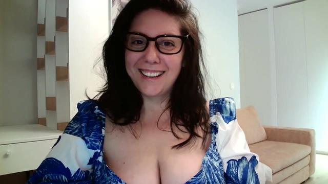 Gallery image thumbnail from SILKYWOMAN's myfreecams stream on, 04/26/2024, 19:55 image 8 of 20
