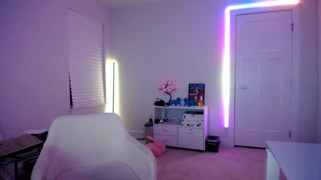 Gallery image thumbnail from Scout's myfreecams stream on, 12/01/2022, 09:45 image 1 of 20