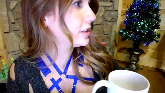 Gallery image thumbnail from Scout's myfreecams stream on, 12/04/2022, 06:47 image 16 of 20