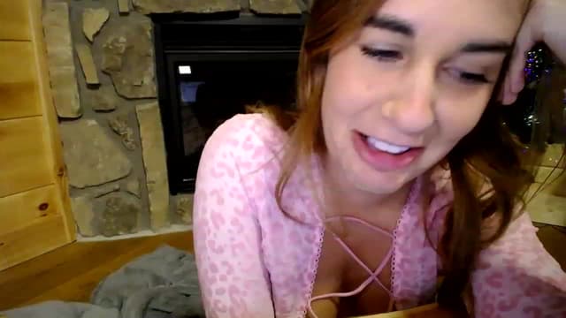 Gallery image thumbnail from Scout's myfreecams stream on, 12/06/2022, 04:06 image 14 of 20
