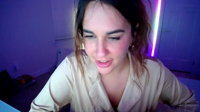 Gallery image thumbnail from Scout's myfreecams stream on, 06/06/2023, 04:57 image 17 of 20