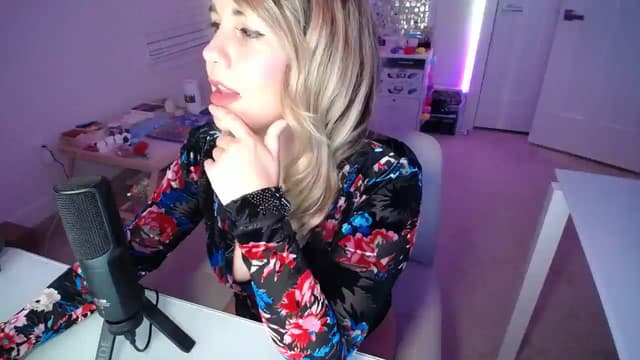 Gallery image thumbnail from Scout's myfreecams stream on, 03/06/2025, 02:53 image 13 of 20