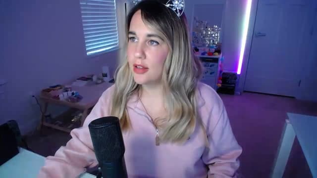 Gallery image thumbnail from Scout's myfreecams stream on, 03/13/2025, 24:01 image 1 of 20