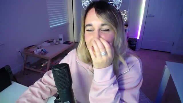 Gallery image thumbnail from Scout's myfreecams stream on, 03/13/2025, 24:01 image 13 of 20